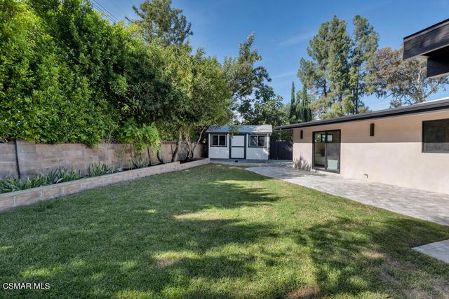 4405 Brookford Avenue, Woodland Hills, CA 91364