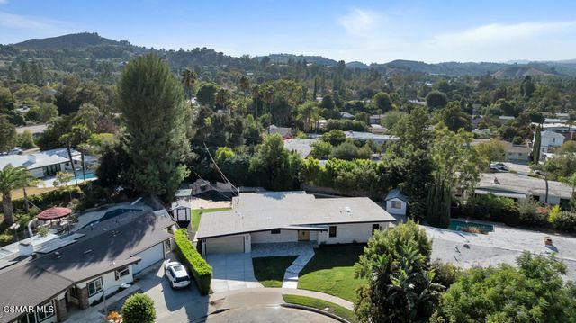 4405 Brookford Avenue, Woodland Hills, CA 91364