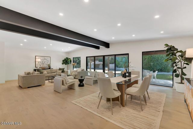 4405 Brookford Avenue, Woodland Hills, CA 91364
