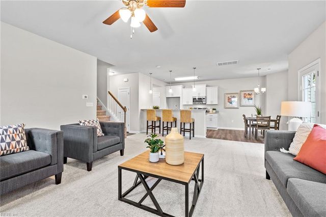 120 Taxus ST, Chesapeake, VA 23320