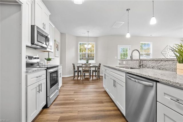 120 Taxus ST, Chesapeake, VA 23320