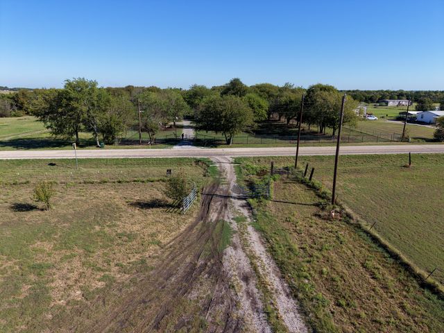 8300 / TBD Fm 697, Whitewright, TX 75491
