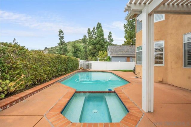 18215 High Mesa Ct, San Diego, CA 92127