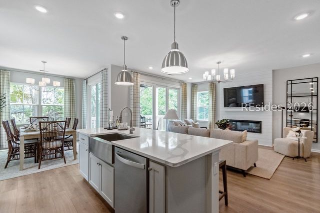 118 Heartleaf Rd, Hilton Head Island, SC 29926