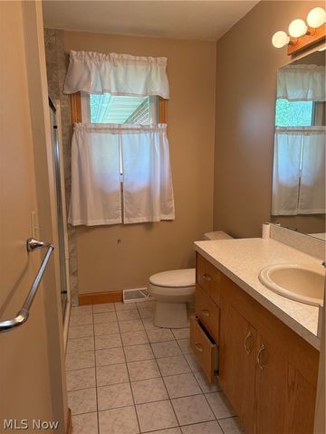 3000 Lost Nation Road, Willoughby, OH 44094