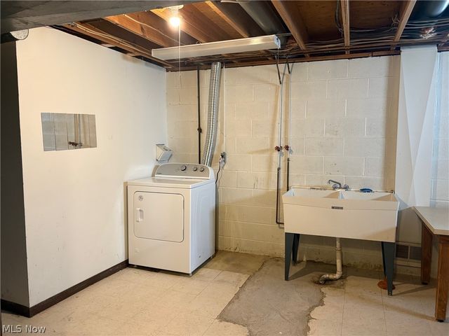 3000 Lost Nation Road, Willoughby, OH 44094
