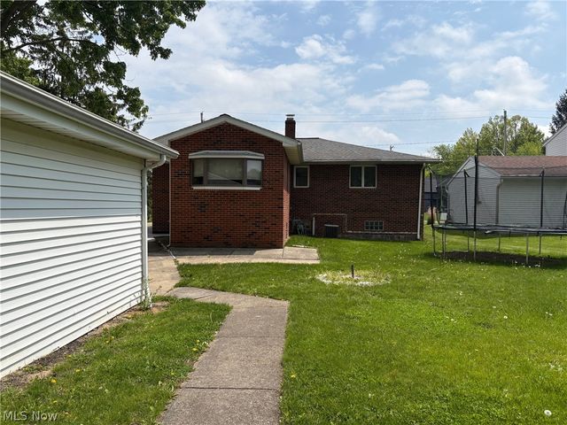 3000 Lost Nation Road, Willoughby, OH 44094
