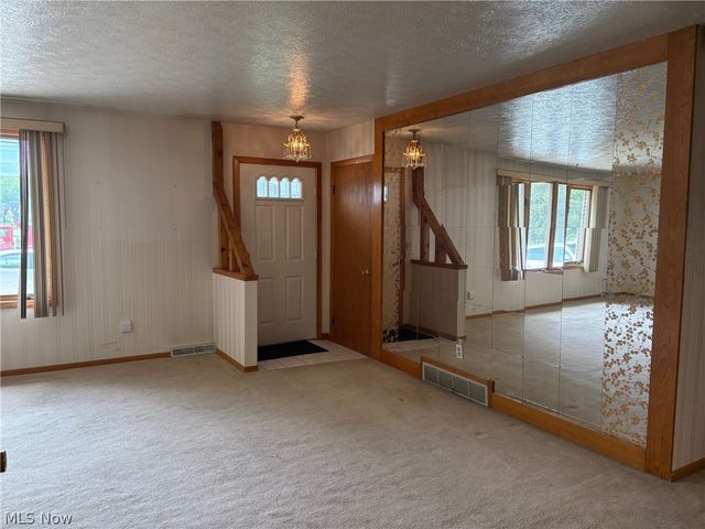 3000 Lost Nation Road, Willoughby, OH 44094