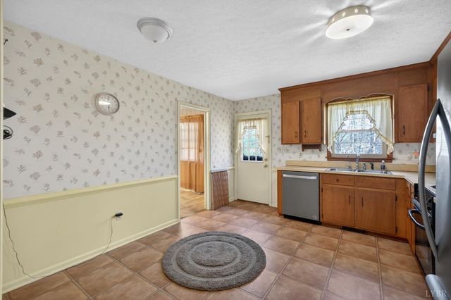 163 Baldwin Circle, Lynchburg, VA 24502