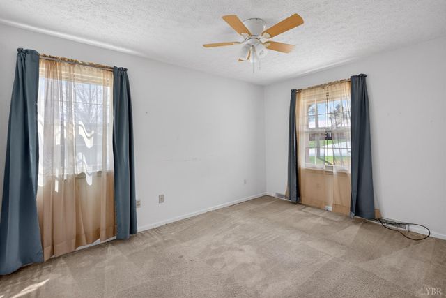 163 Baldwin Circle, Lynchburg, VA 24502