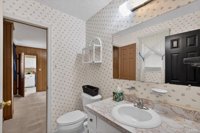 163 Baldwin Circle, Lynchburg, VA 24502