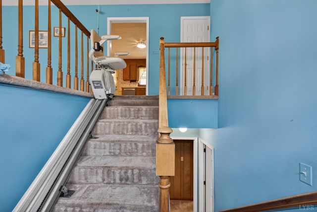 163 Baldwin Circle, Lynchburg, VA 24502