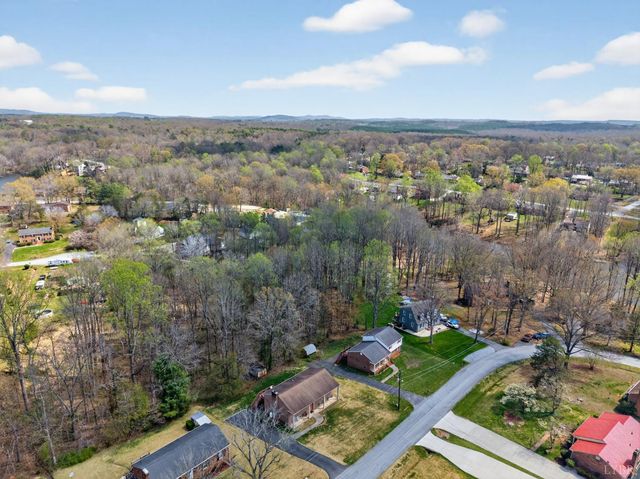 163 Baldwin Circle, Lynchburg, VA 24502