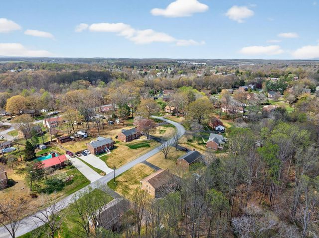 163 Baldwin Circle, Lynchburg, VA 24502