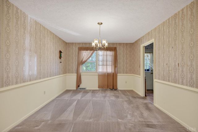 163 Baldwin Circle, Lynchburg, VA 24502