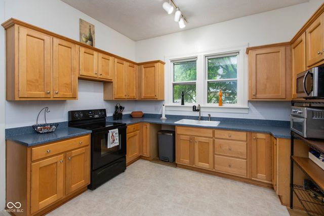 158 Banta Street, Franklin, IN 46131