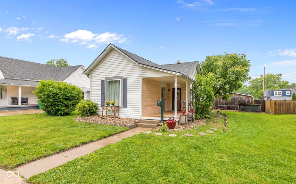 158 Banta Street, Franklin, IN 46131