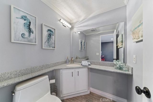 6517 Orangewood, Cypress, CA 90630