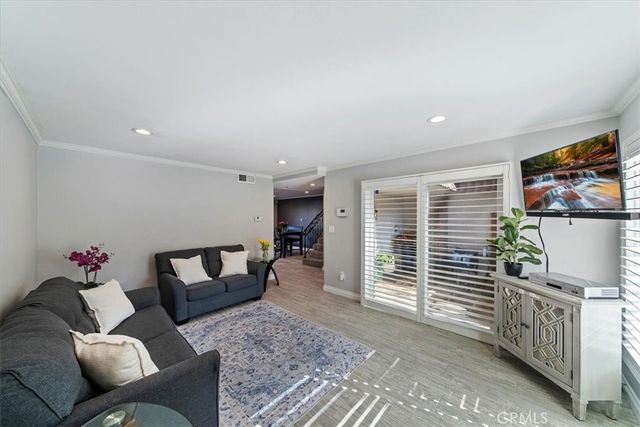 6517 Orangewood, Cypress, CA 90630