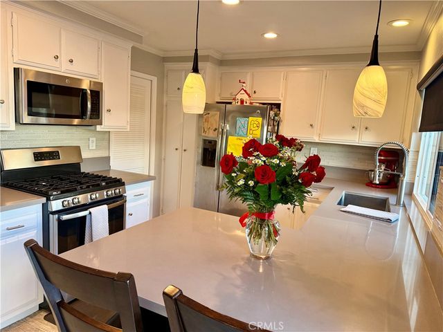 6517 Orangewood, Cypress, CA 90630