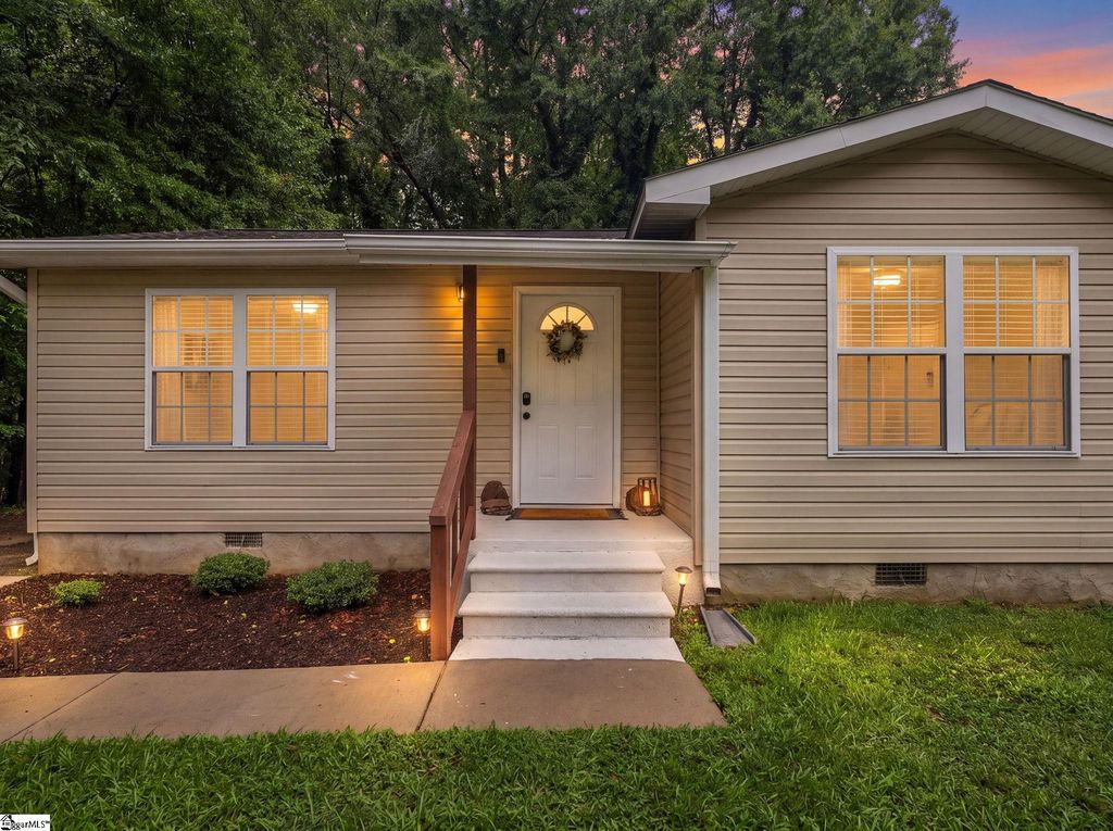 109 Boyce Circle, Belton, SC 29627