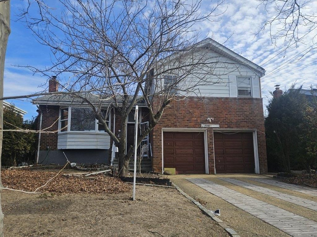 3287 Milburn Avenue, Baldwin Harbor, NY 11510