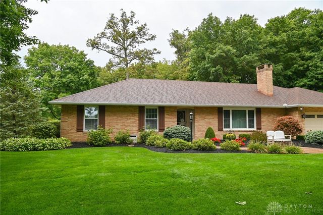 9072 Stillwater Drive, Bradford, OH 45308