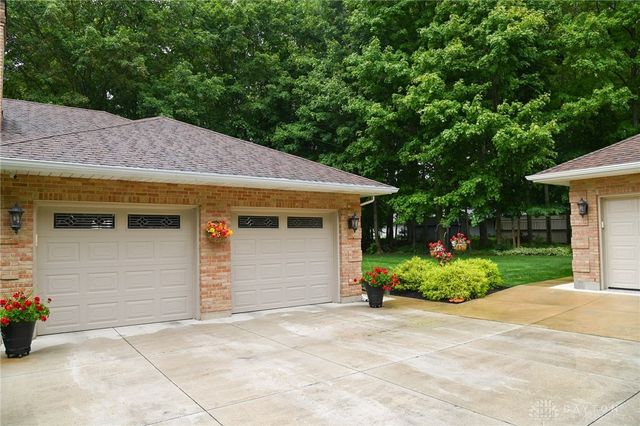 9072 Stillwater Drive, Bradford, OH 45308