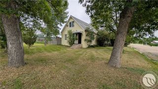 103 N Central Avenue, Fairview, MT 59221