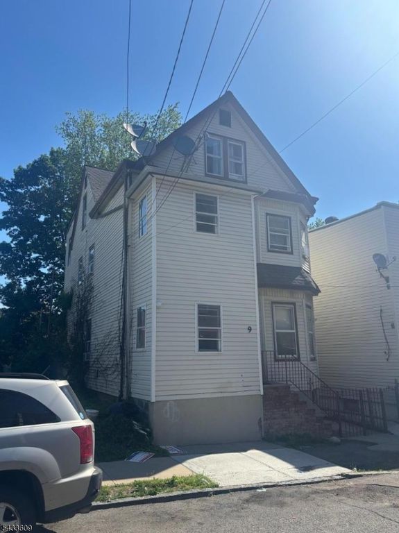 9 Courtland St, Paterson City, NJ 07503 — photo 3