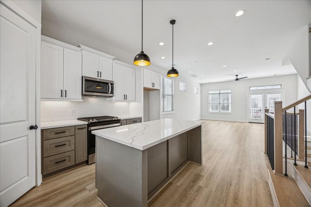 3710 Creekmont Gardens Lane, Houston, TX 77091