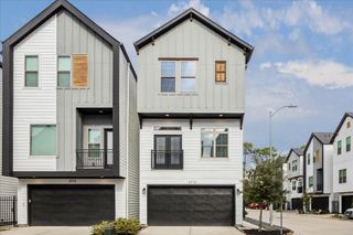 3710 Creekmont Gardens Lane, Houston, TX 77091