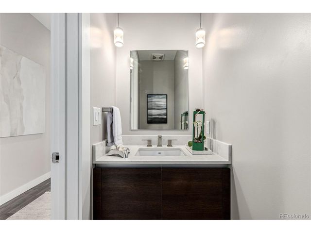 4200 W 17th Ave 607, Denver, CO 80204