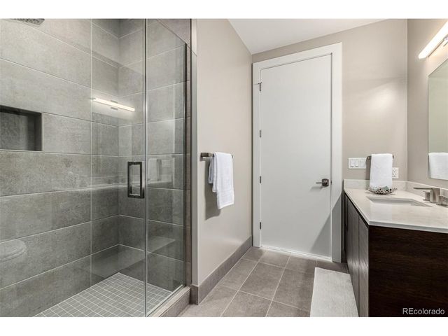 4200 W 17th Ave 607, Denver, CO 80204