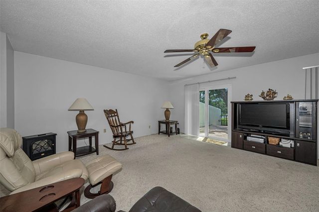 2700 BAYSHORE BOULEVARD 525, Dunedin, FL 34698