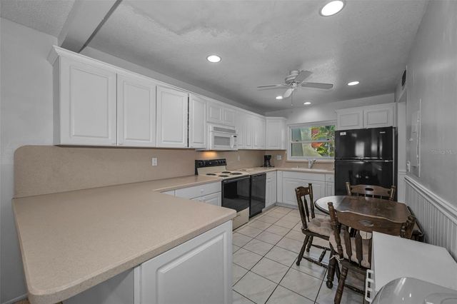 2700 BAYSHORE BOULEVARD 525, Dunedin, FL 34698