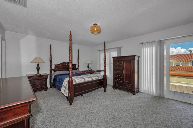 2700 BAYSHORE BOULEVARD 525, Dunedin, FL 34698
