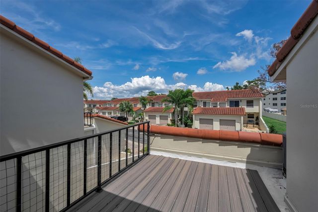 2700 BAYSHORE BOULEVARD 525, Dunedin, FL 34698