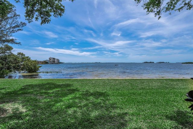 2700 BAYSHORE BOULEVARD 525, Dunedin, FL 34698