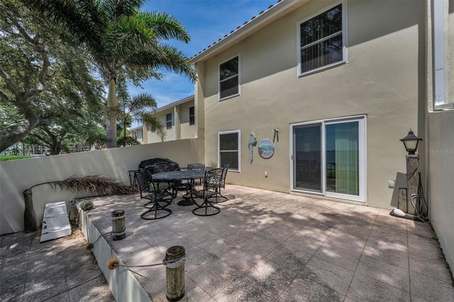 2700 BAYSHORE BOULEVARD 525, Dunedin, FL 34698