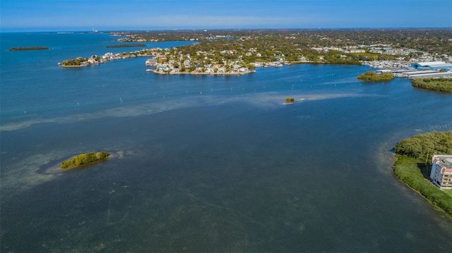 2700 BAYSHORE BOULEVARD 525, Dunedin, FL 34698