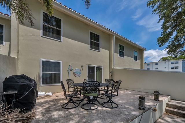 2700 BAYSHORE BOULEVARD 525, Dunedin, FL 34698