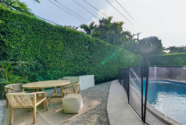 1237 Aduana Avenue, Coral Gables, FL 33146