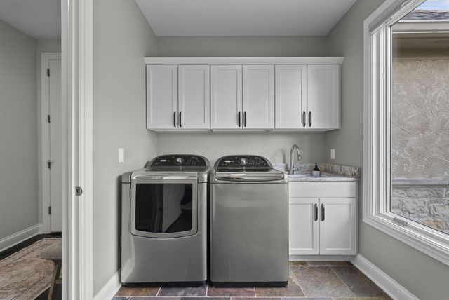 1173 Jackson Hole Drive, Blacklick, OH 43004