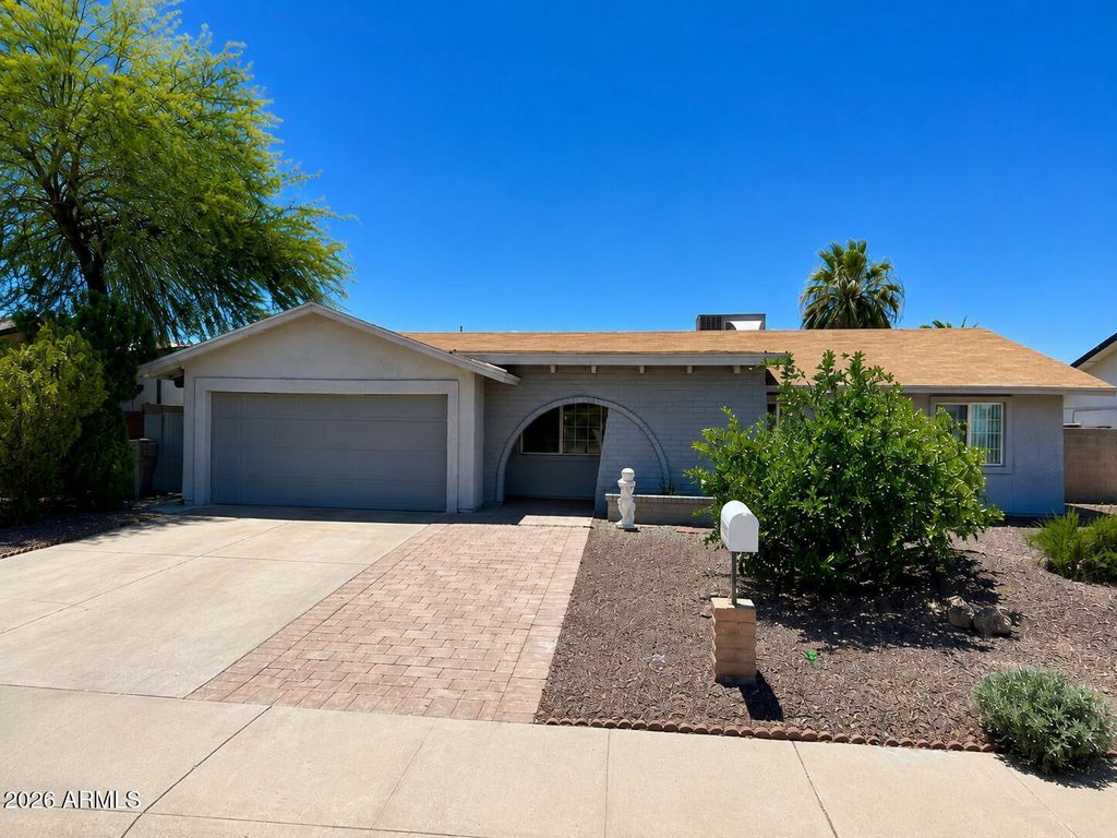 5603 W TIERRA BUENA Lane, Glendale, AZ 85306 — exterior