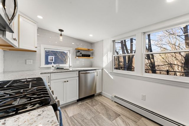 475 Massachusetts B, Lexington, MA 02420