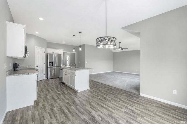 1409 Pyke Grove Pass, Huntertown, IN 46748