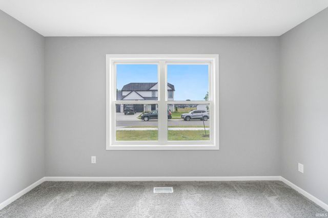 1409 Pyke Grove Pass, Huntertown, IN 46748