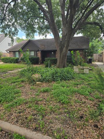 4410 Belle Glade Drive, Houston, TX 77018