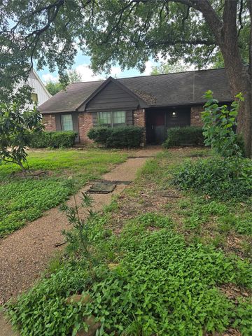 4410 Belle Glade Drive, Houston, TX 77018